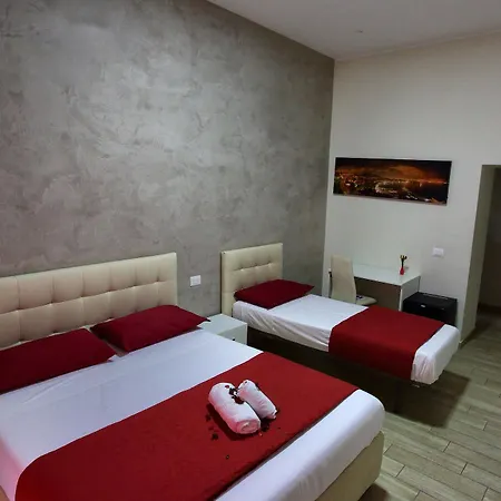 Napoli City Rooms Bed & Breakfast 3*