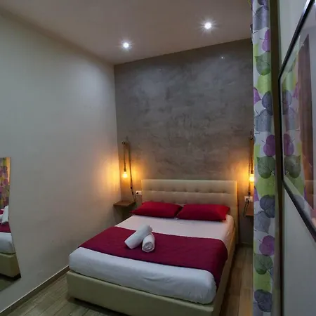 Napoli City Rooms Bed & Breakfast