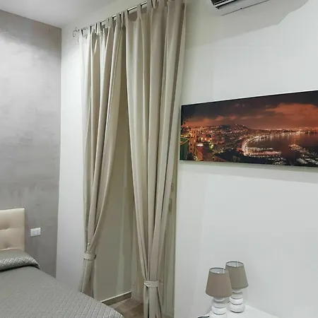 Napoli City Rooms Naples