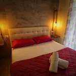 Napoli City Rooms Bed and Breakfast Νάπολη