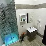 Napoli City Rooms 4*