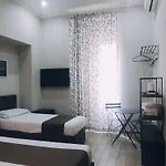 Napoli City Rooms Bed and Breakfast Νάπολη