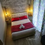 Napoli City Rooms 4* Νάπολη