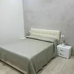 Napoli City Rooms 4* Νάπολη
