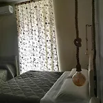 Napoli City Rooms Νάπολη